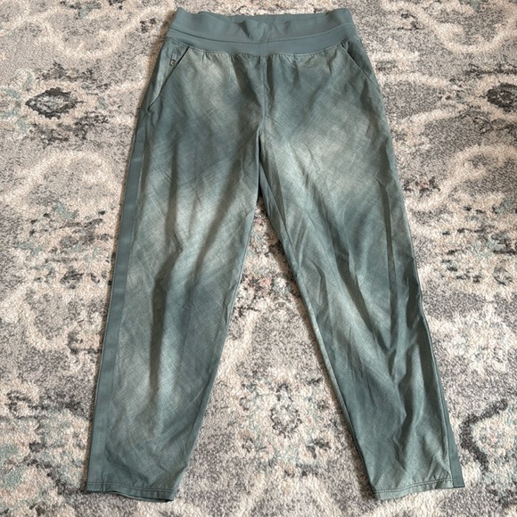 Athleta Nolita Slim Tapered Printed Crop Pants - Picture 1 of 11